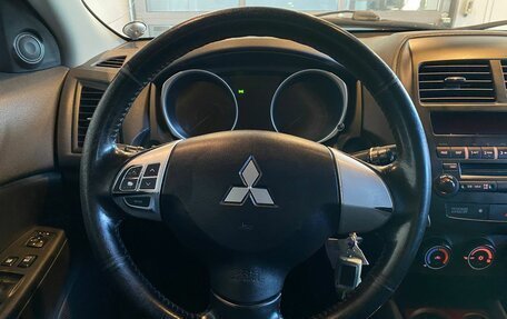 Mitsubishi ASX I рестайлинг, 2011 год, 900 000 рублей, 10 фотография