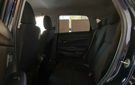 Mitsubishi ASX I рестайлинг, 2011 год, 900 000 рублей, 25 фотография