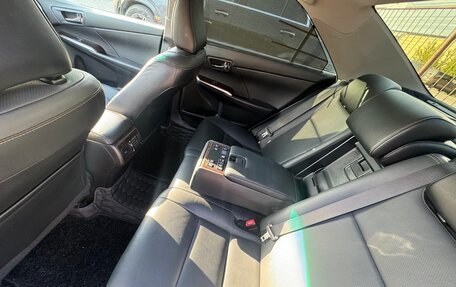 Toyota Camry, 2017 год, 2 200 000 рублей, 12 фотография