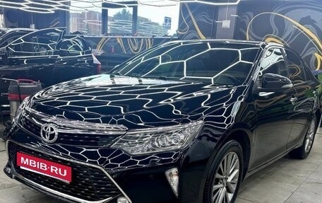 Toyota Camry, 2017 год, 2 200 000 рублей, 8 фотография