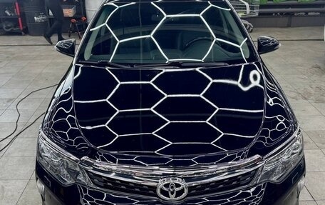 Toyota Camry, 2017 год, 2 200 000 рублей, 4 фотография