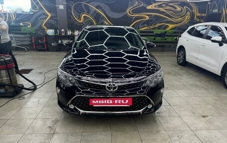 Toyota Camry, 2017 год, 2 200 000 рублей, 3 фотография