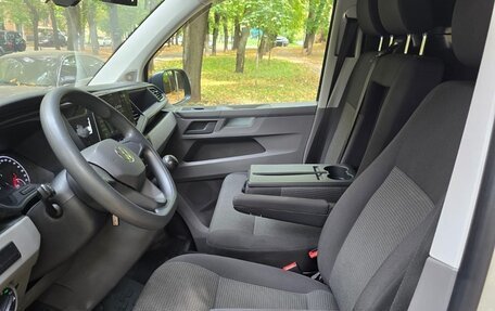 Volkswagen Transporter T6 рестайлинг, 2021 год, 4 200 000 рублей, 4 фотография