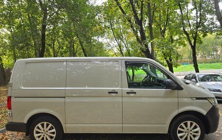 Volkswagen Transporter T6 рестайлинг, 2021 год, 4 200 000 рублей, 5 фотография