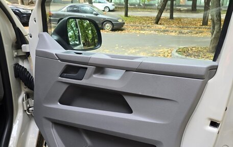 Volkswagen Transporter T6 рестайлинг, 2021 год, 4 200 000 рублей, 10 фотография