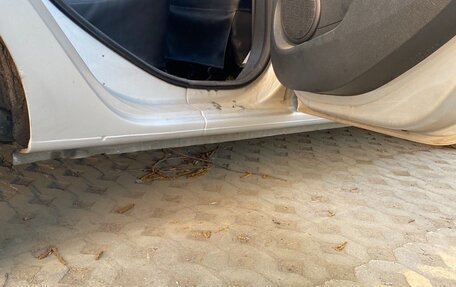 Renault Logan II, 2015 год, 650 000 рублей, 16 фотография