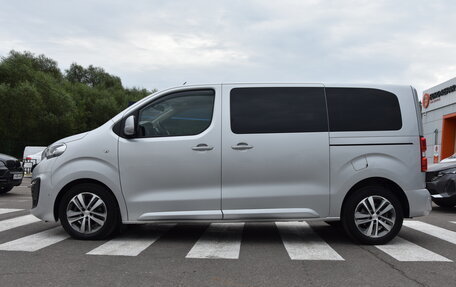 Peugeot Traveller I, 2017 год, 2 600 000 рублей, 4 фотография