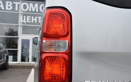 Peugeot Traveller I, 2017 год, 2 600 000 рублей, 12 фотография