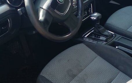 Skoda Superb III рестайлинг, 2010 год, 767 000 рублей, 2 фотография