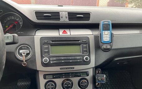 Volkswagen Passat B6, 2005 год, 550 000 рублей, 9 фотография
