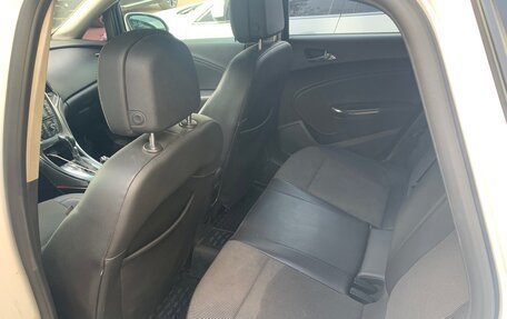 Opel Astra J, 2011 год, 650 000 рублей, 14 фотография