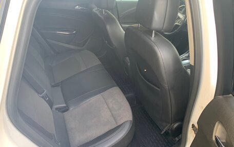Opel Astra J, 2011 год, 650 000 рублей, 12 фотография