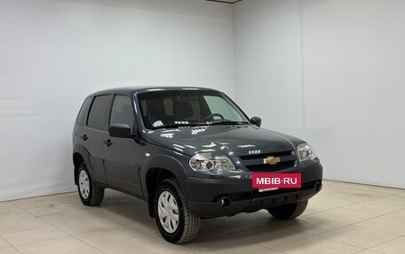 Chevrolet Niva I рестайлинг, 2020 год, 805 000 рублей, 3 фотография
