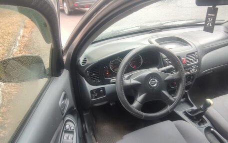 Nissan Almera, 2004 год, 250 000 рублей, 2 фотография