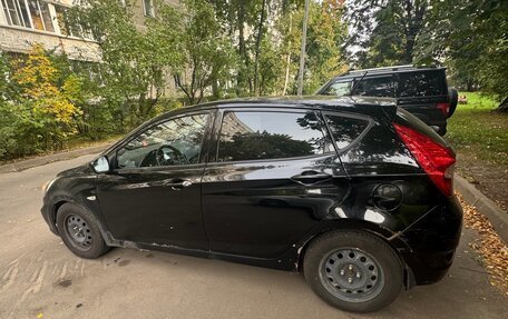 Hyundai Solaris II рестайлинг, 2012 год, 700 000 рублей, 3 фотография