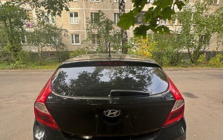 Hyundai Solaris II рестайлинг, 2012 год, 700 000 рублей, 4 фотография