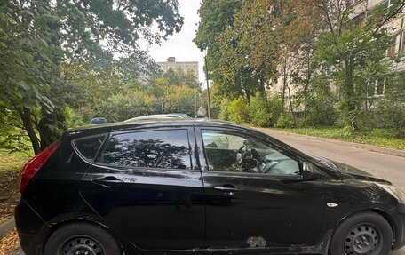 Hyundai Solaris II рестайлинг, 2012 год, 700 000 рублей, 2 фотография