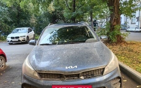 KIA Rio IV, 2022 год, 1 800 000 рублей, 3 фотография