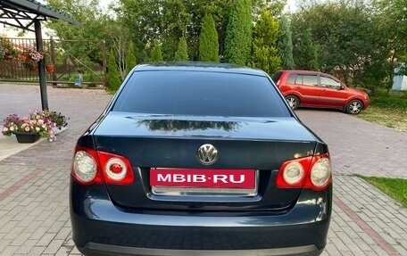 Volkswagen Jetta VI, 2009 год, 520 000 рублей, 4 фотография