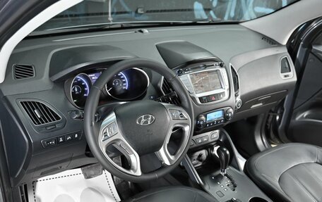 Hyundai ix35 I рестайлинг, 2013 год, 1 095 000 рублей, 8 фотография