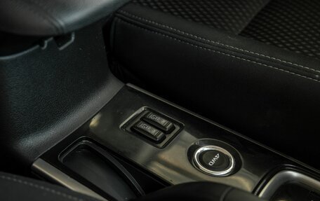 Mitsubishi Outlander III рестайлинг 3, 2018 год, 1 595 000 рублей, 15 фотография