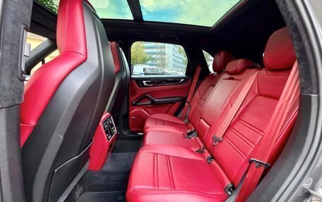 Porsche Cayenne III, 2019 год, 7 699 999 рублей, 33 фотография