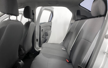 Renault Logan II, 2016 год, 599 000 рублей, 12 фотография