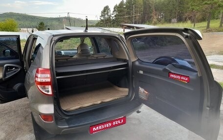 Toyota RAV4, 2011 год, 1 400 000 рублей, 4 фотография