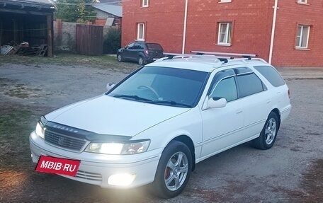 Toyota Mark II VIII (X100), 2001 год, 675 000 рублей, 1 фотография