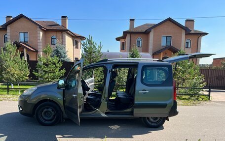 Peugeot Partner II рестайлинг 2, 2011 год, 550 000 рублей, 1 фотография