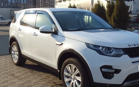 Land Rover Discovery Sport I рестайлинг, 2015 год, 2 250 000 рублей, 1 фотография