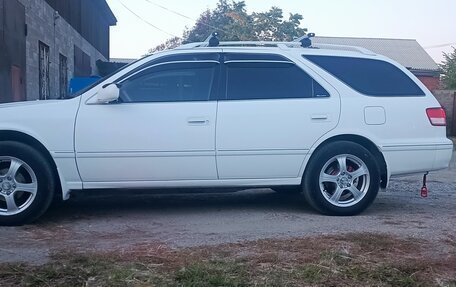 Toyota Mark II VIII (X100), 2001 год, 675 000 рублей, 2 фотография