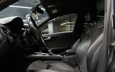 Audi A4, 2016 год, 2 350 000 рублей, 8 фотография