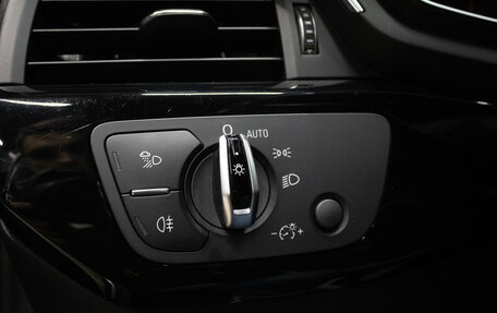 Audi A4, 2016 год, 2 350 000 рублей, 16 фотография
