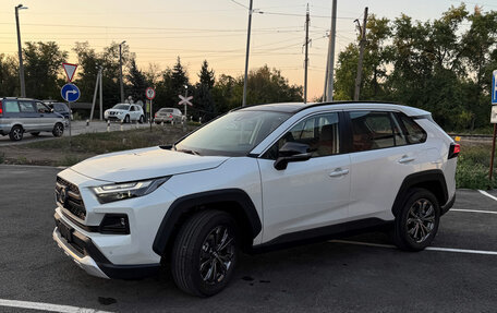 Toyota RAV4, 2025 год, 3 970 000 рублей, 3 фотография