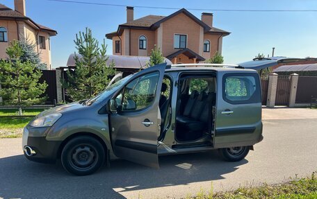 Peugeot Partner II рестайлинг 2, 2011 год, 550 000 рублей, 2 фотография