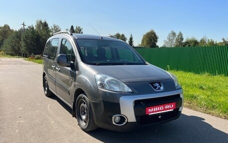 Peugeot Partner II рестайлинг 2, 2011 год, 550 000 рублей, 9 фотография