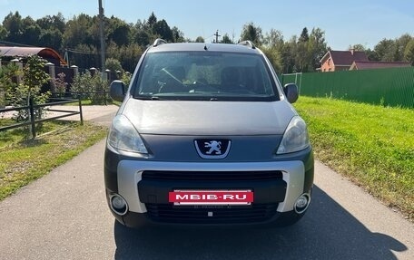 Peugeot Partner II рестайлинг 2, 2011 год, 550 000 рублей, 10 фотография