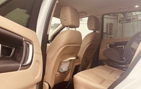 Land Rover Discovery Sport I рестайлинг, 2015 год, 2 250 000 рублей, 2 фотография