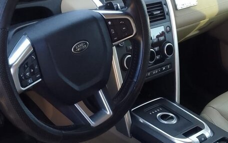 Land Rover Discovery Sport I рестайлинг, 2015 год, 2 250 000 рублей, 8 фотография