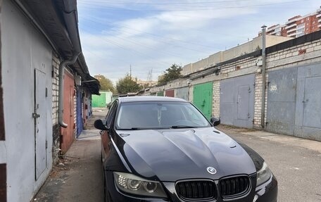 BMW 3 серия, 2011 год, 850 000 рублей, 1 фотография