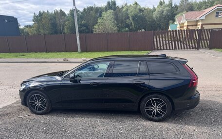 Volvo V60 II, 2019 год, 2 300 000 рублей, 8 фотография