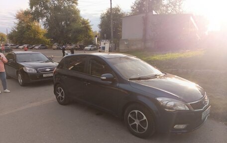 KIA cee'd I рестайлинг, 2011 год, 800 000 рублей, 10 фотография