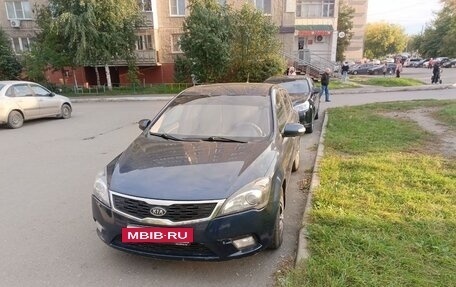 KIA cee'd I рестайлинг, 2011 год, 800 000 рублей, 11 фотография