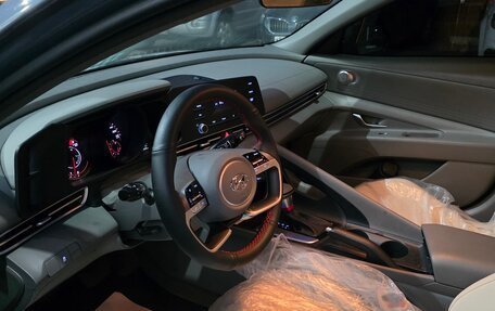 Hyundai Elantra, 2021 год, 2 550 000 рублей, 8 фотография