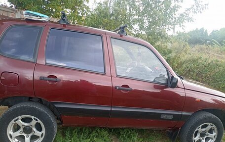 Chevrolet Niva I рестайлинг, 2004 год, 280 000 рублей, 2 фотография