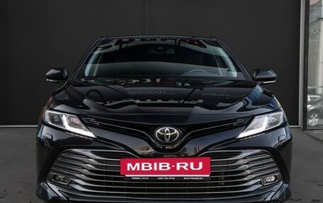 Toyota Camry, 2020 год, 2 800 000 рублей, 2 фотография