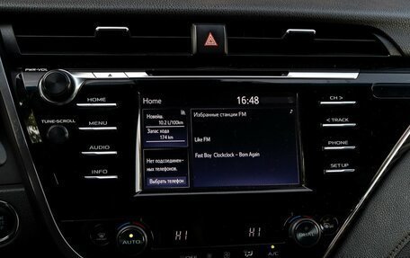 Toyota Camry, 2020 год, 2 800 000 рублей, 12 фотография