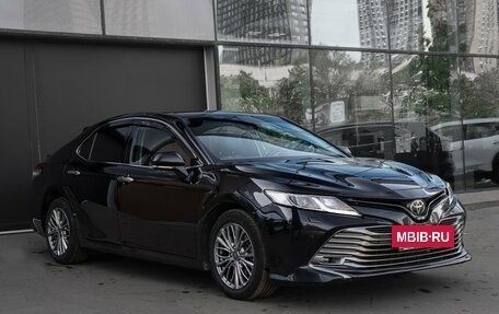Toyota Camry, 2020 год, 2 800 000 рублей, 3 фотография