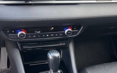 Mazda 6, 2019 год, 2 000 000 рублей, 14 фотография